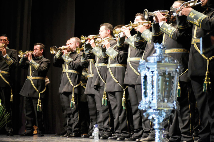 La Banda de Cornetas y Tambores ‘Entre azahares’ La Banda de Cornetas y Tambores ‘Entre azahares’