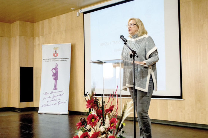 Día Internacional de la Mujer Día Internacional de la MujerDía Internacional de la Mujer