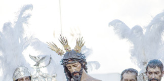 Crónica de Cuaresma y Semana Santa en Dos Hermanas (III) Amor-y-sacrificio-2016