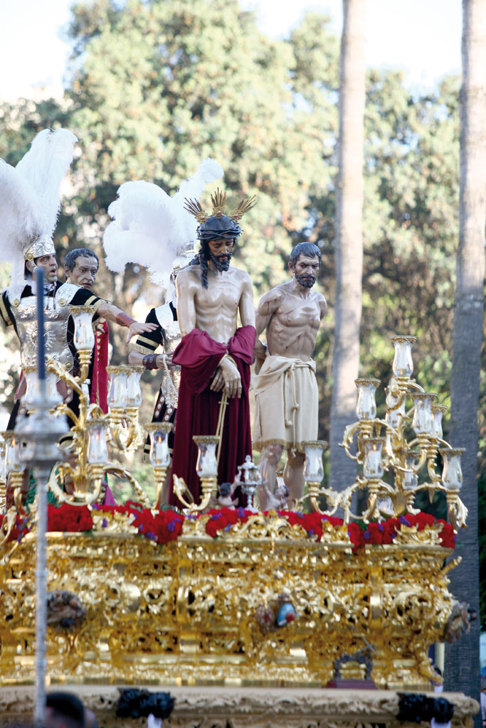 amor-y-sacrificio Semana Santa en Dos Hermanas