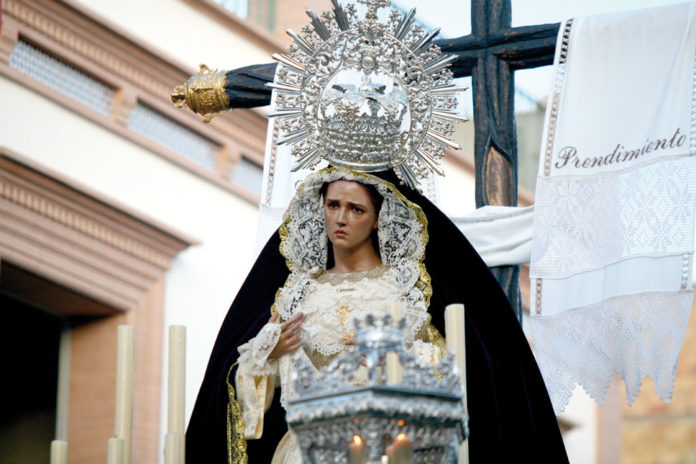 procesion-virgen-del-carmen_05 la Cuaresma y la Semana Santa