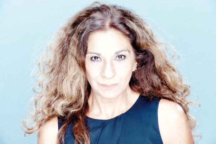 Lolita Flores