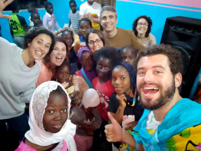 Sonriexafrica Sonríe X África