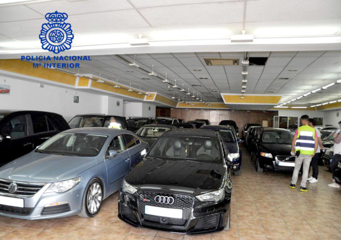 policia-coches-cuentakilometros Dos Hermanas