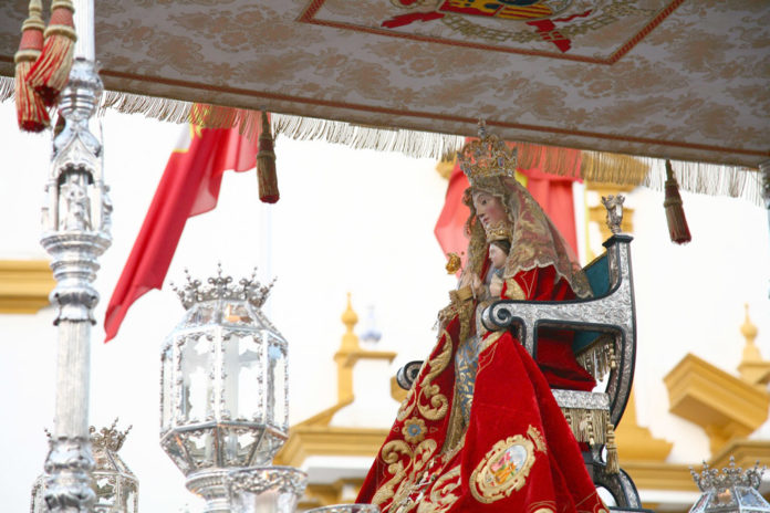 procesion-XLV-coronacion-valme_059 La Virgen de Valme
