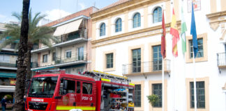 Convocadas 14 plazas de bomberos y cinco de policías plazas de bomberos