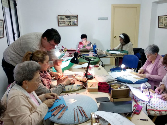 encaje-bolillos Encaje de Bolillos Nazareno