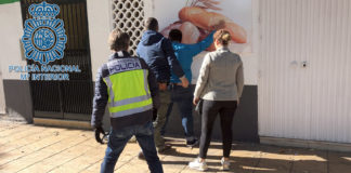 Detenidas 61 personas por fraude telefónico en Dos Hermanas fraude telefónico en Dos Hermanas