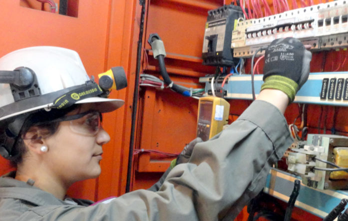 curso-electricidad Montaje y Mantenimiento de equipos Electrónicos