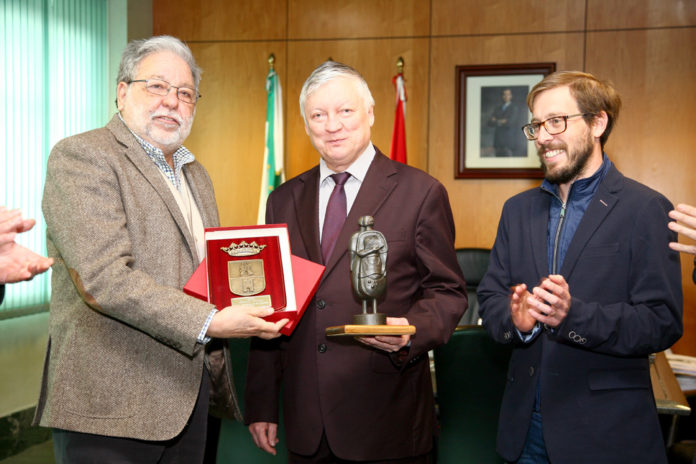 recepcion-anatoly-karpov_03 Anatoli Kárpov