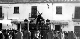 El Gran Poder impone el silencio en la madrugá de Dos Hermanas Gran Poder
