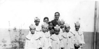 Los niños que hicieron la comunión salen hoy en la procesión del Corpus Christi Corpus