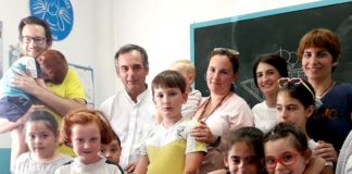 Javier dona el dinero de su Primera Comunión al Programa Ángeles Javier
