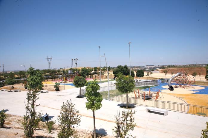 zona-infantil-parque-dona-maria nuevo parque infantil