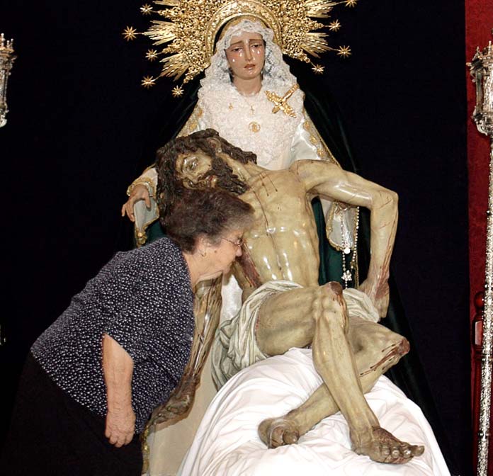 besamanos-amargura Archidiócesis de Sevilla