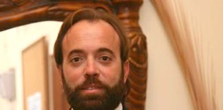 El pregonero del Rocío 2021 será Luis Alfonso Benítez Lobo El pregonero del Rocío 2021