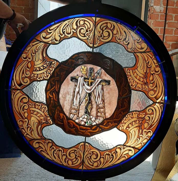 vidriera escudo de Amargura