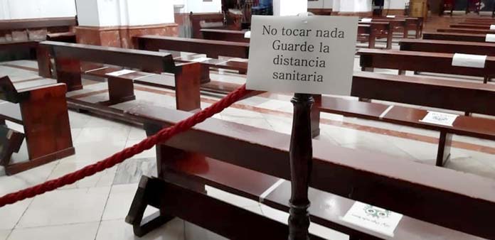bancos-parroqu-sta-magda templos nazarenos