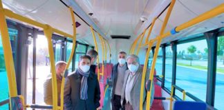 El Alcalde presenta la nueva flota de autobuses de Dos Hermanas nueva flota de autobuses