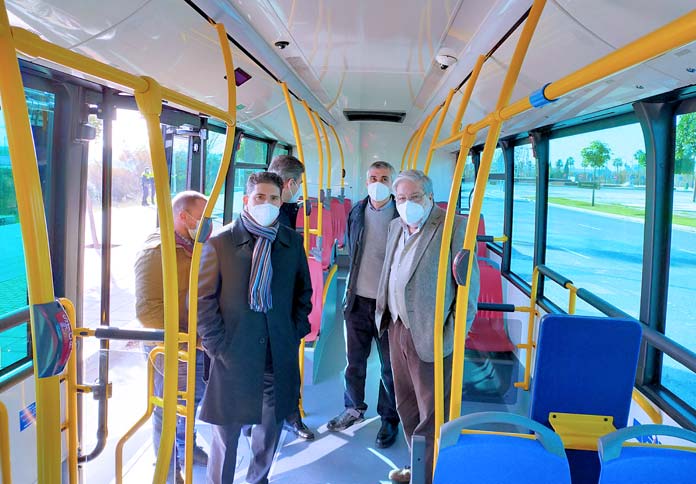alcalde-nuevos-autobuses nueva flota de autobuses