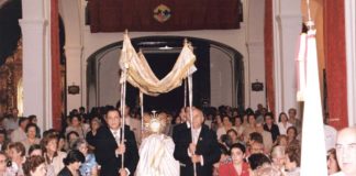 ¿Quiénes son y adónde van los Adoradores Nocturnos de Dos Hermanas? Adoradores Nocturnos