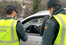 Conducir con chanclas, la duda de conductores a la que la DGT responde DGT