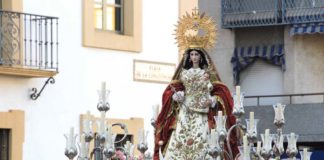 La Dos Hermanas devota y romera: la procesión de Nuestra Señora del Rosario Nuestra Señora del Rosario