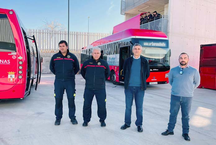 formacion-bomberos-autobuses bomberos nazarenos
