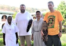 Dos nazarenos descubren un nuevo escarabajo en Papúa Nueva Guinea escarabajo