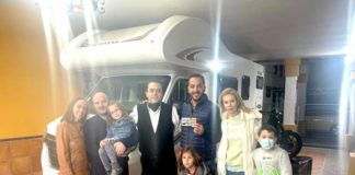 «La Gran Niña de El Paisano» la compartirán dos familias nazarenas La Gran Niña de El Paisano