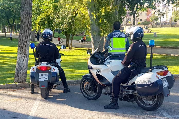 policia-parque-dh exhibicionismo