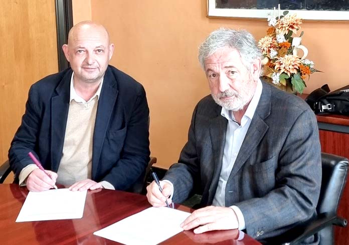 firma-alcalde-ama-onextwo-apuestas Hipódromo nazareno