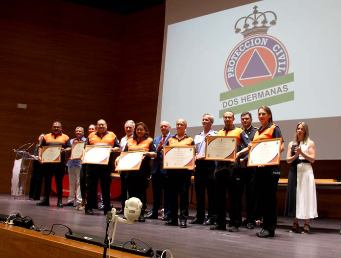 homenaje-proteccion-civil4 voluntarios de Protección Civil