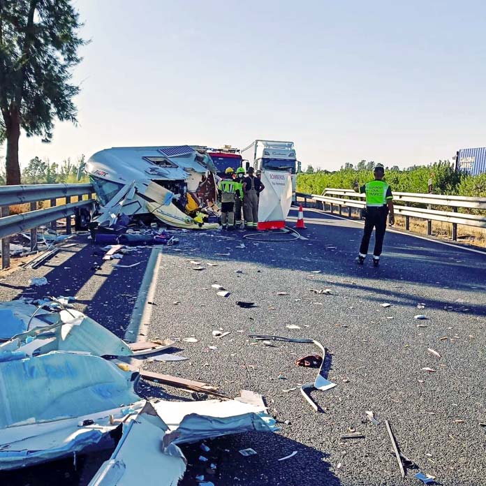 imagen-accidente-a4-bomberos-fb accidente tráfico