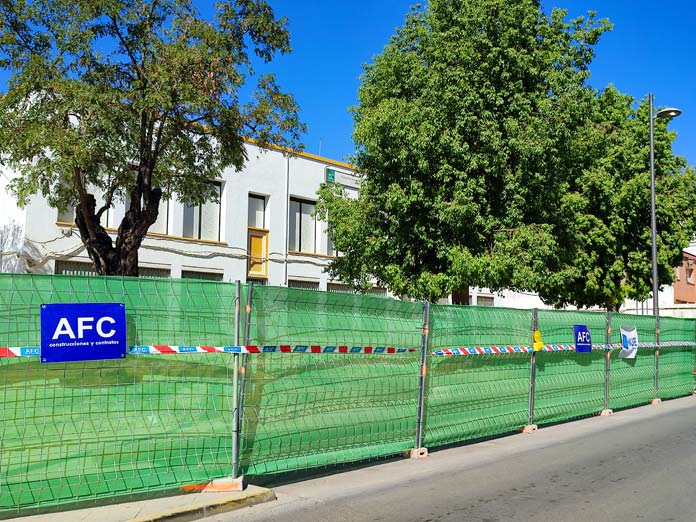 mejora-urbana-entorno-eoi plaza pública