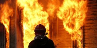 Un herido con quemaduras tras incendiarse su vivienda quemaduras
